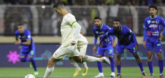 رئيس النصر يسخر من اتهامات مجاملة رونالدو تحكيميا