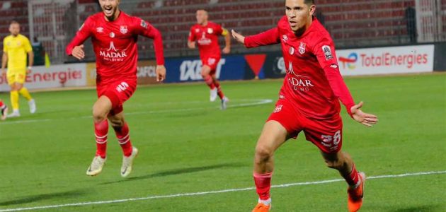 لاعب بلوزداد: مباراة المريخ لم تكن سهلة.. وهدفنا الفوز على الزمالك